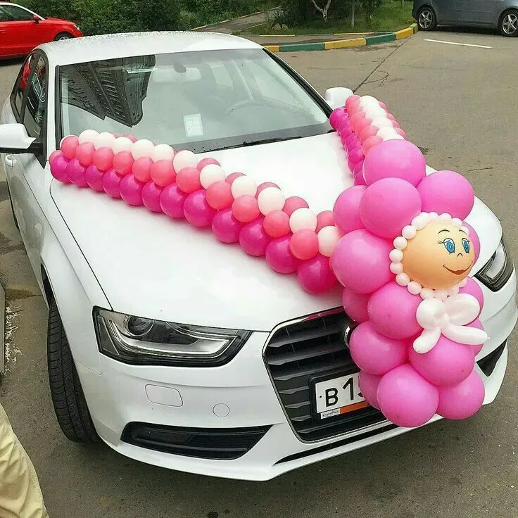 Car boot surprise balloon decoration for birthday, Gurugram